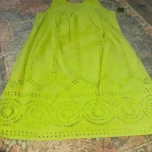 Crown & Ivy gorgeous dress - Picture 1 of 5